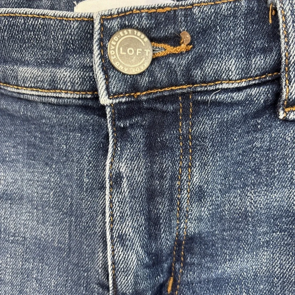 LOFT Frayed Denim Shorts Womens 8/29 Blue Mid Rise Cut-Off 5-Pocket